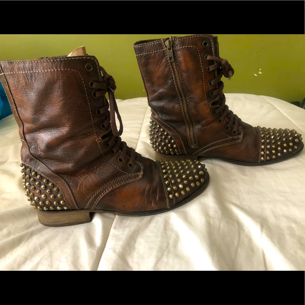 COPPER STEVE MADDEN SPIKED BOOTS